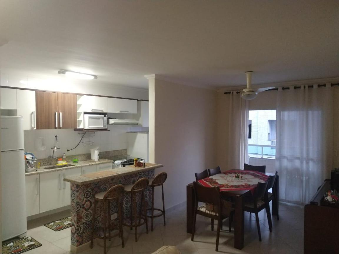 Apto Praia Grande Ubatuba Area Nobre Com Toda Comodidade Para Voce E Sua Familia ! Exterior foto